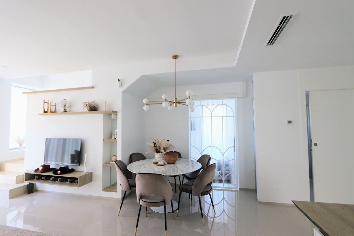 4 Bed Detached Villa in Los Alcazares