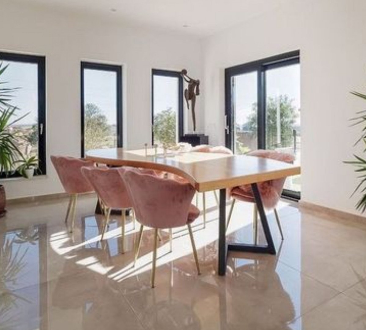 3 Bed Detached Villa in San Juan de los Terreros