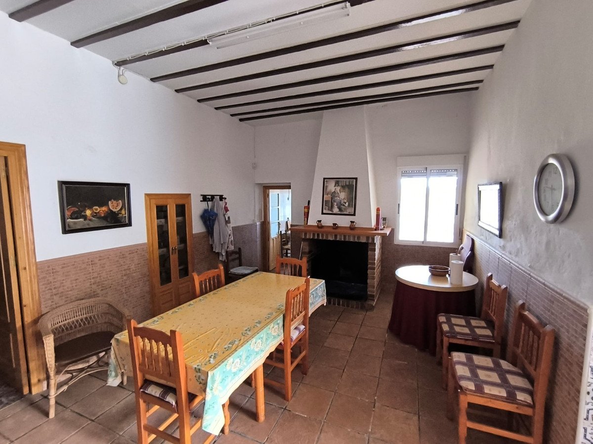 5 Bed Finca - Cortijo in Yecla
