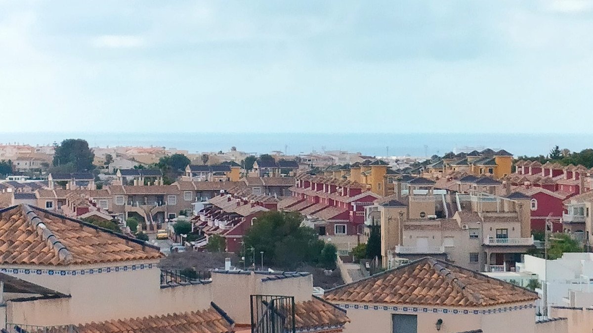 VILLAMARTÍN PARADISE PHASE V - TOWNHOUSES NEREA