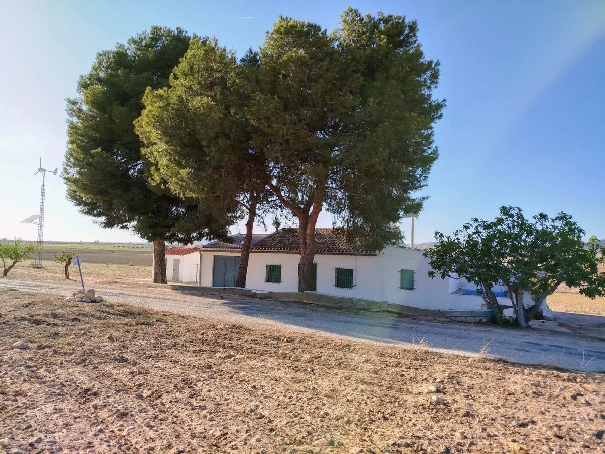 3 Bed Finca - Cortijo in Yecla