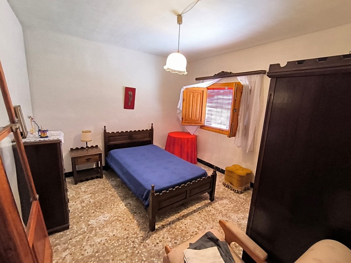 7 Bed Finca - Cortijo in Yecla