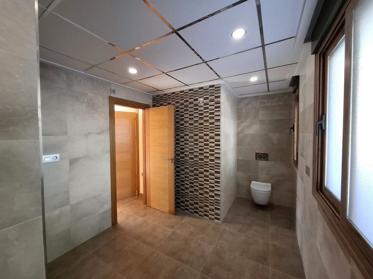 5 Bed Detached Villa in San Juan de los Terreros