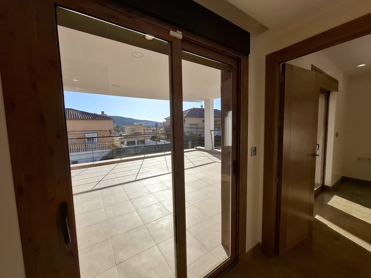 5 Bed Detached Villa in San Juan de los Terreros