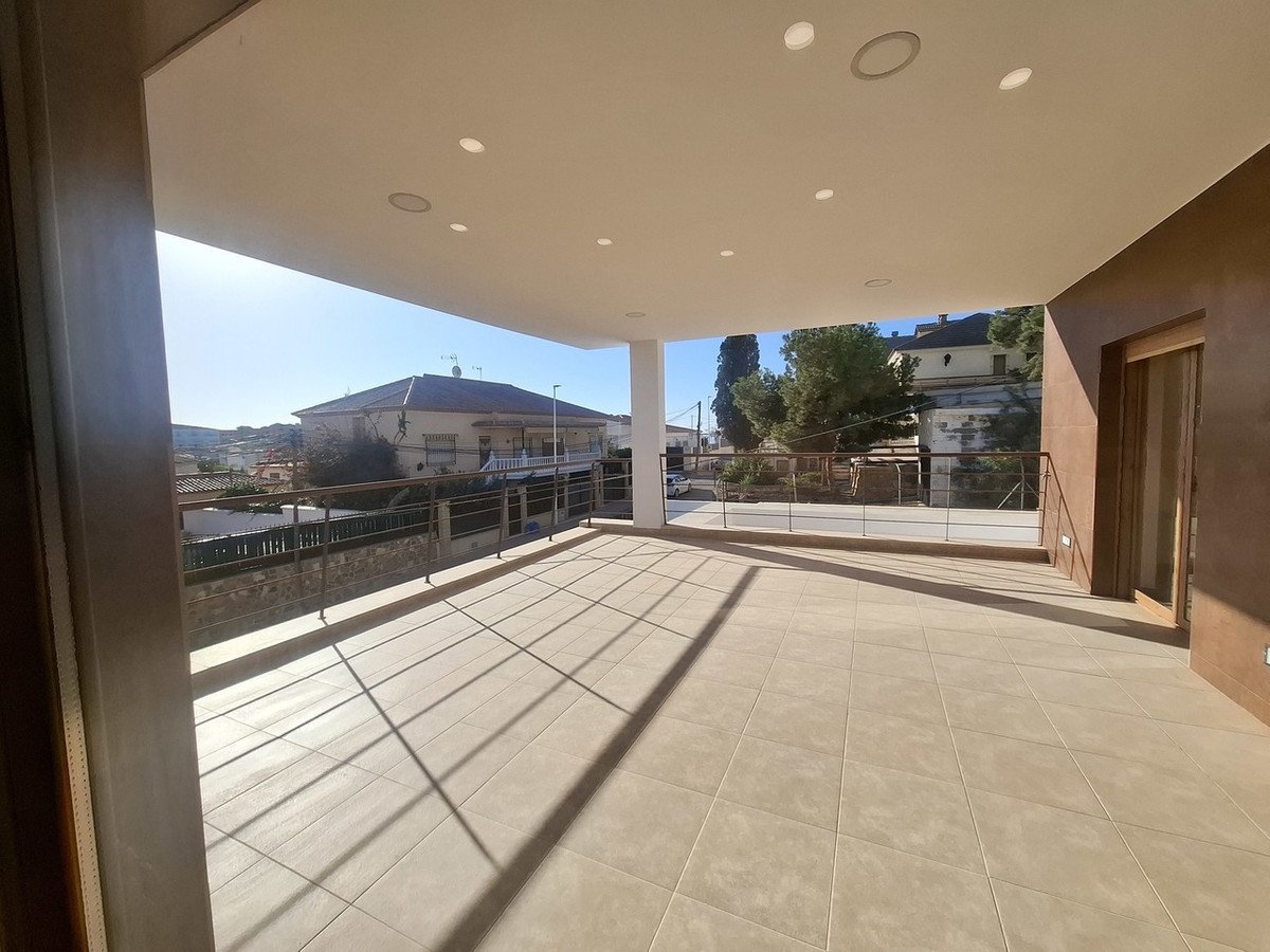 5 Bed Detached Villa in San Juan de los Terreros