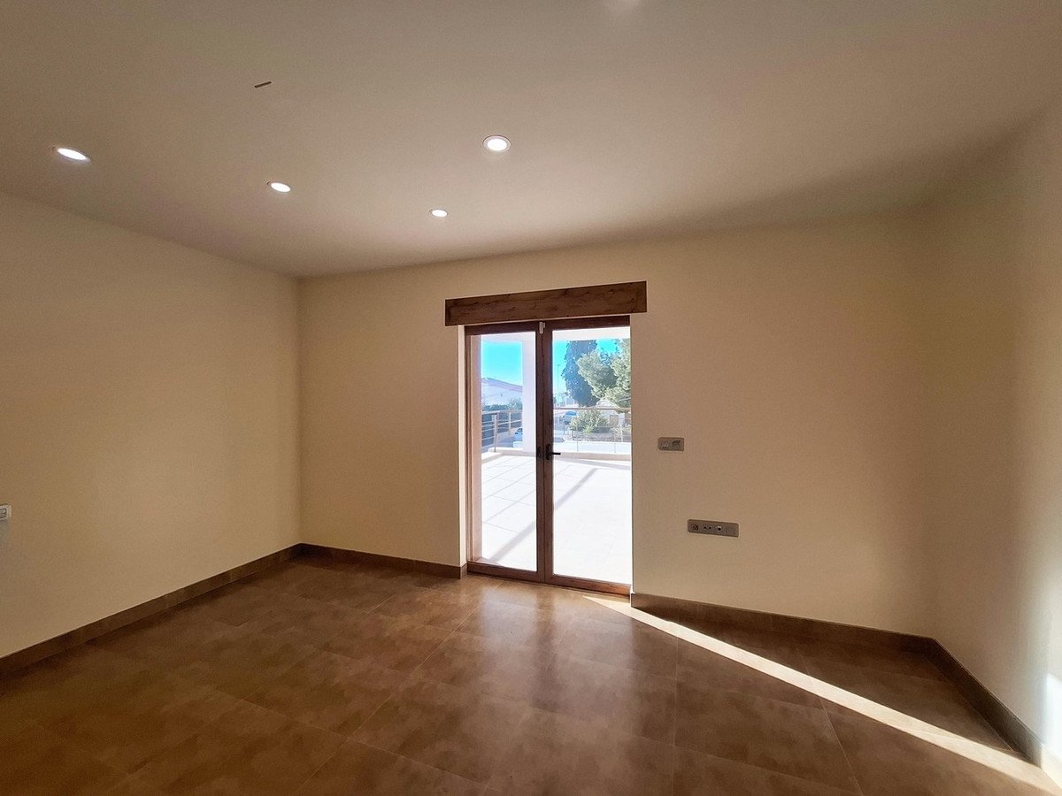 5 Bed Detached Villa in San Juan de los Terreros
