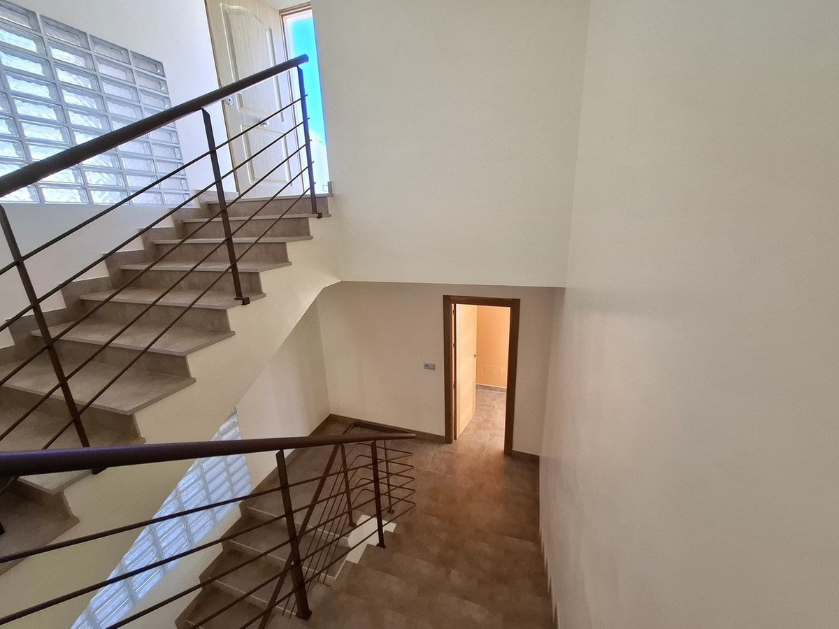 5 Bed Detached Villa in San Juan de los Terreros
