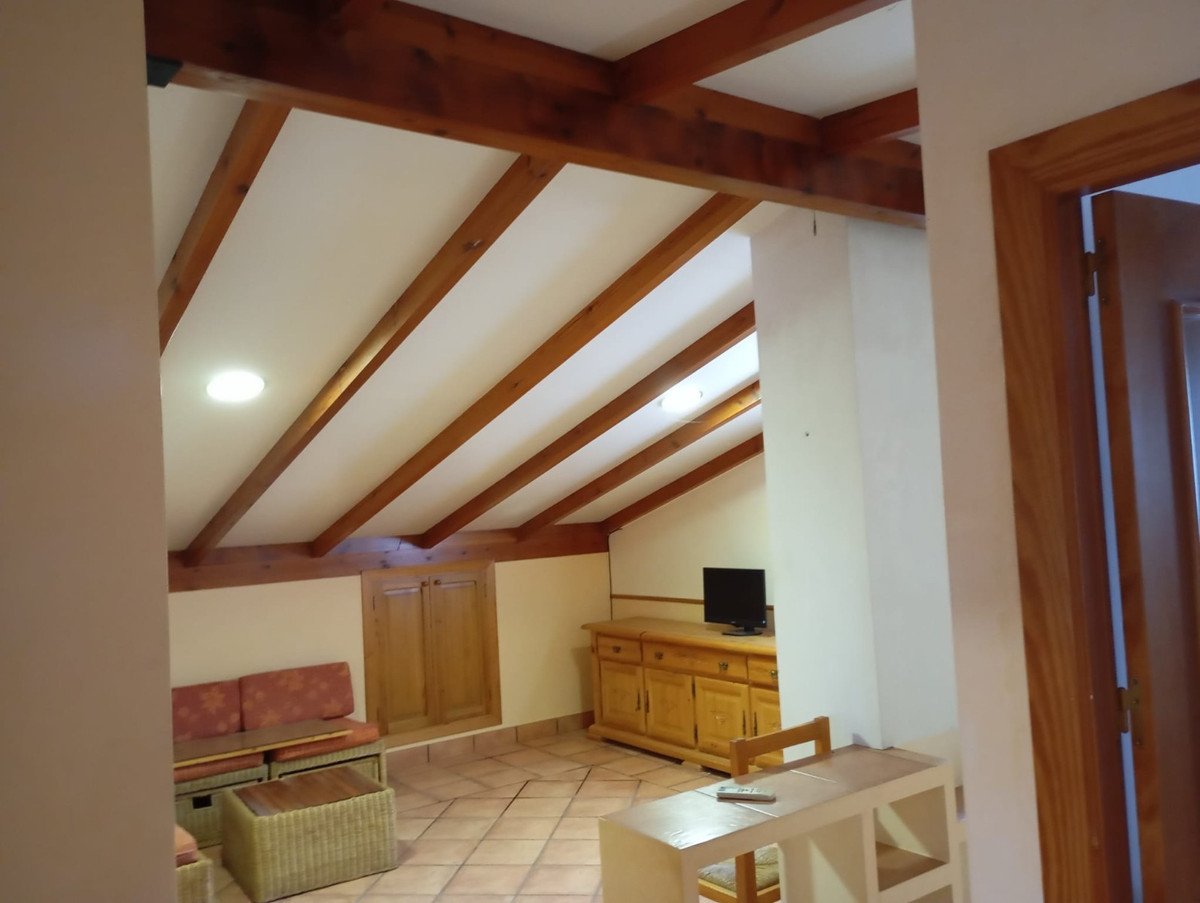 5 Bed Detached Villa in Yecla