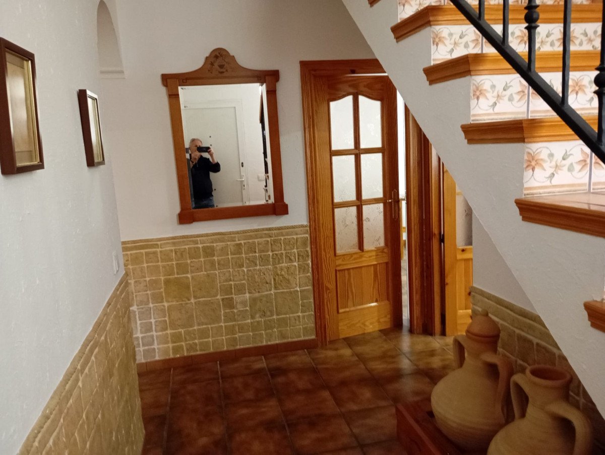 5 Bed Detached Villa in Yecla