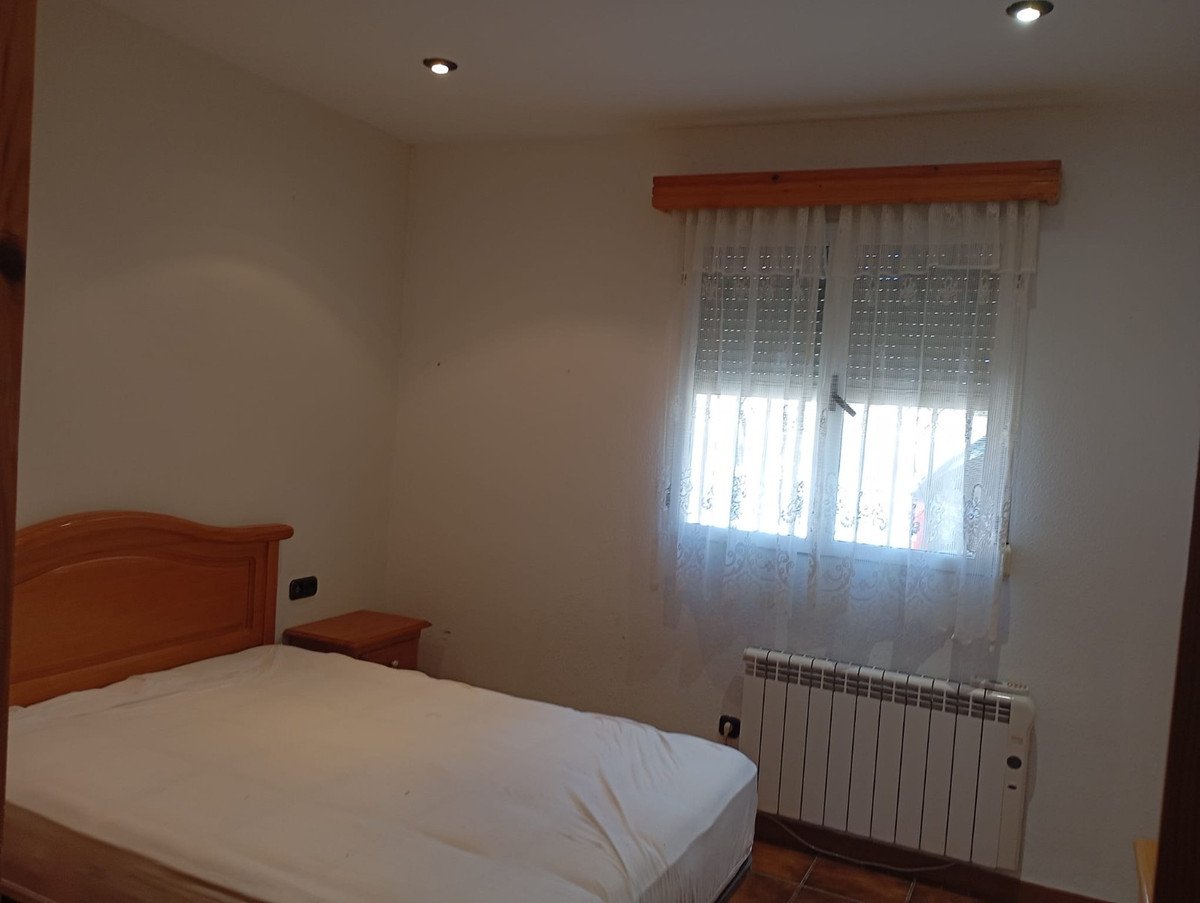 5 Bed Detached Villa in Yecla
