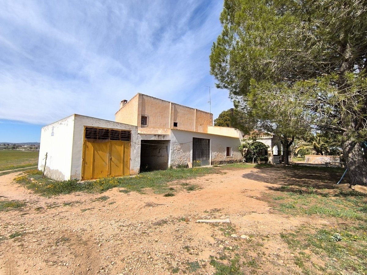 10 Bed Finca - Cortijo in Yecla
