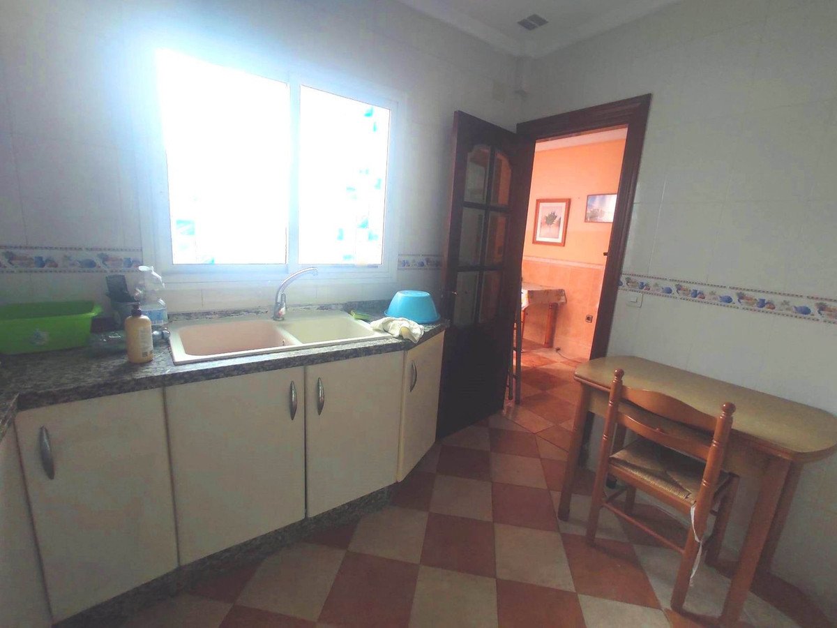 4 Bed Townhouse in Capuchinos