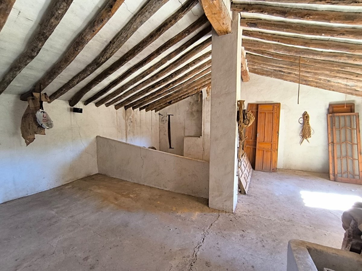 4 Bed Finca - Cortijo in Yecla