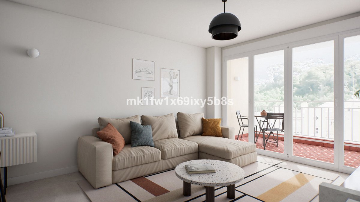 3 Bed Middle Floor Apartment in Limonar