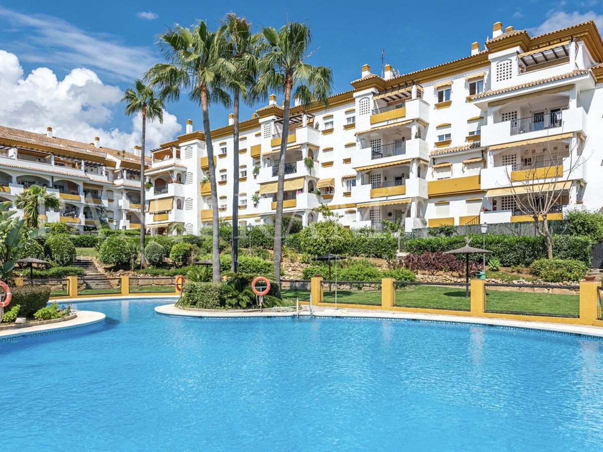 2 Bed Ground Floor Apartment in Nagüeles