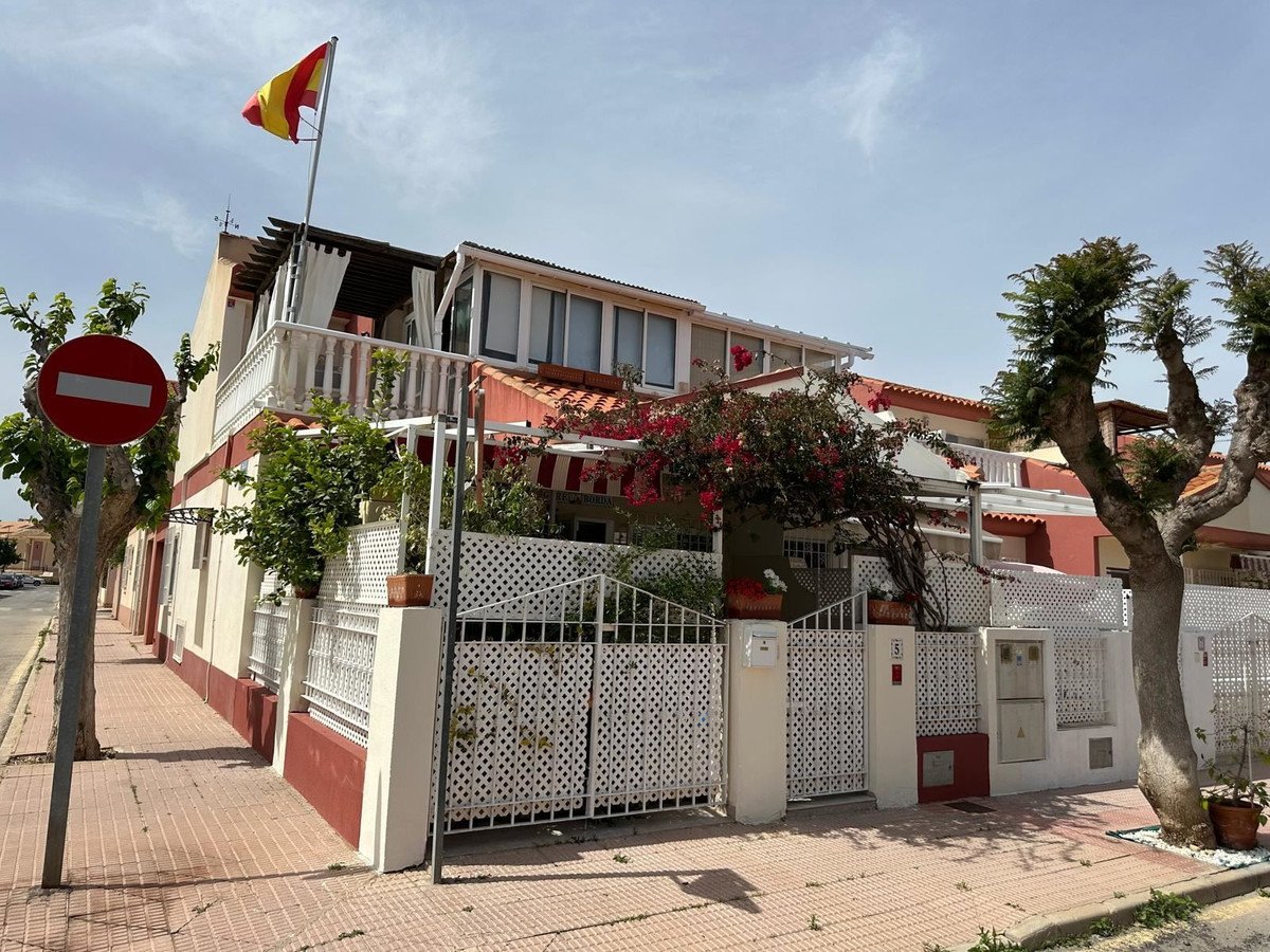 3 Bed Townhouse in Los Alcazares