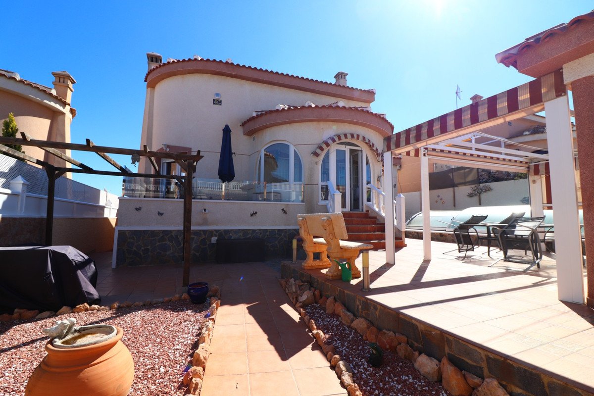 3 Bed Detached Villa in Benimar