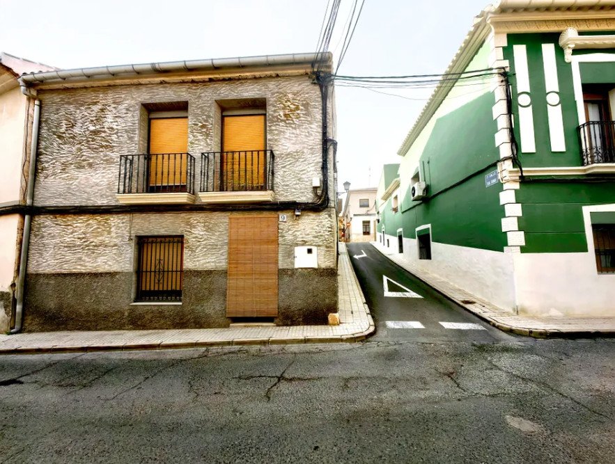 5 Bed Townhouse in Pinoso