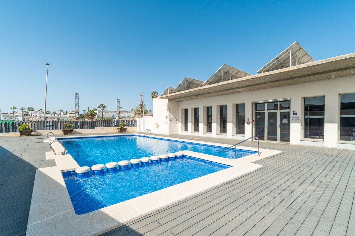 2 Bed Ground Floor Apartment in Los Dolses