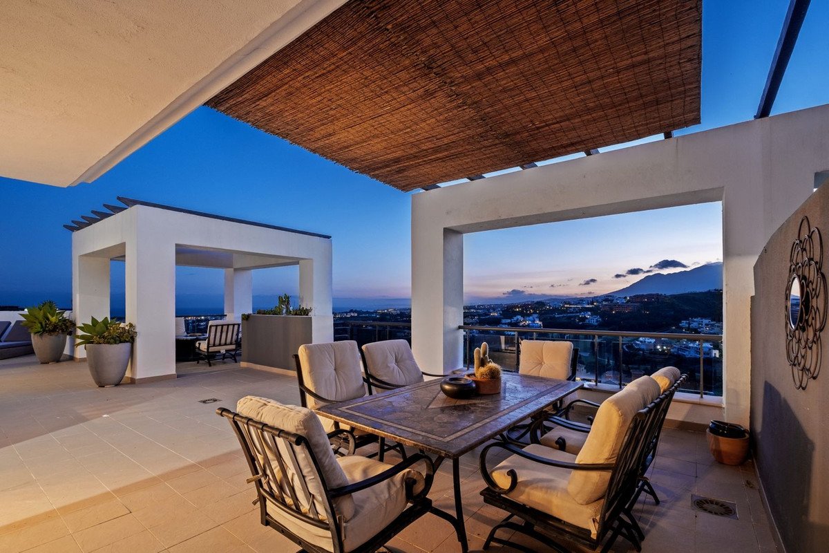 3 Bed Penthouse in Los Flamingos
