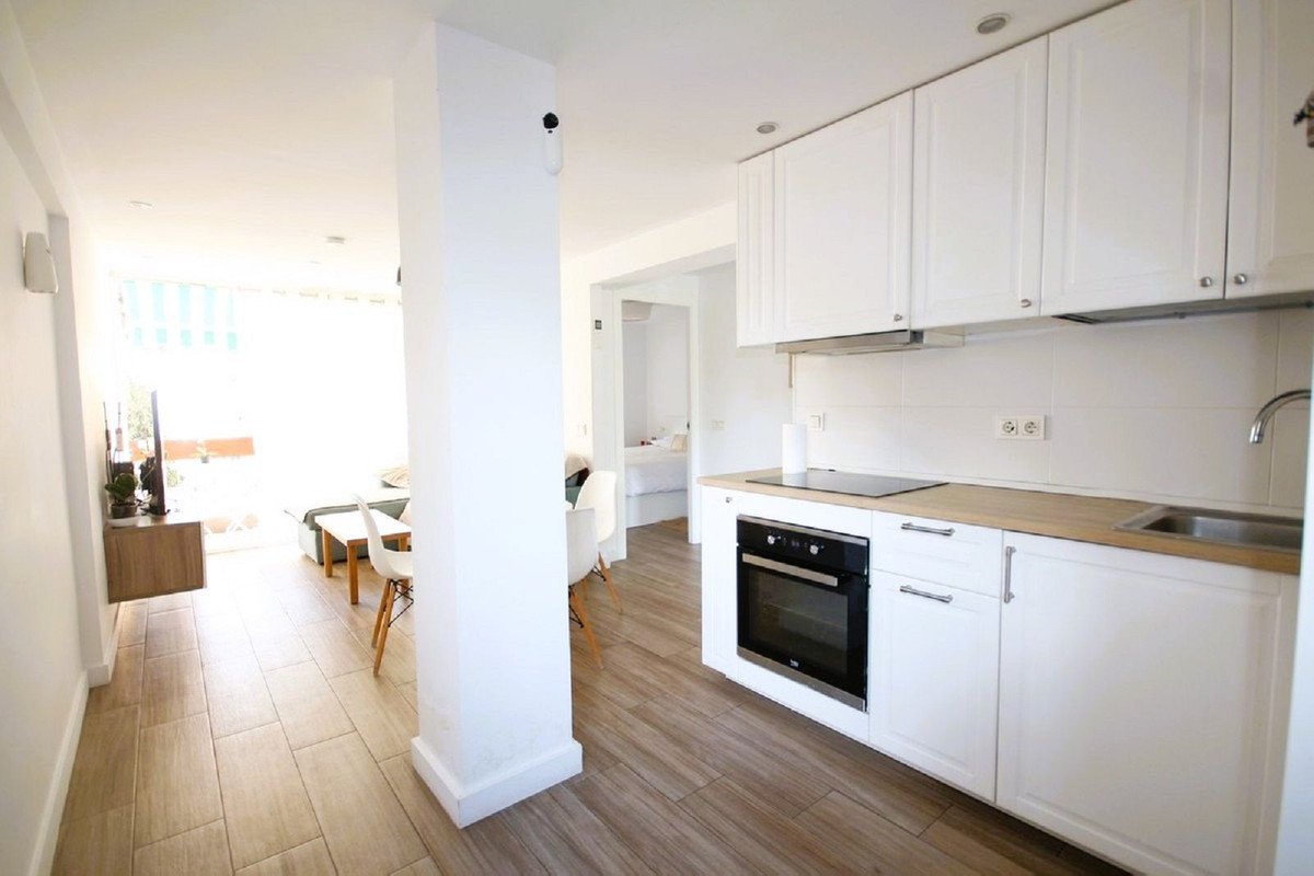 1 Bed Middle Floor Apartment in Marbella