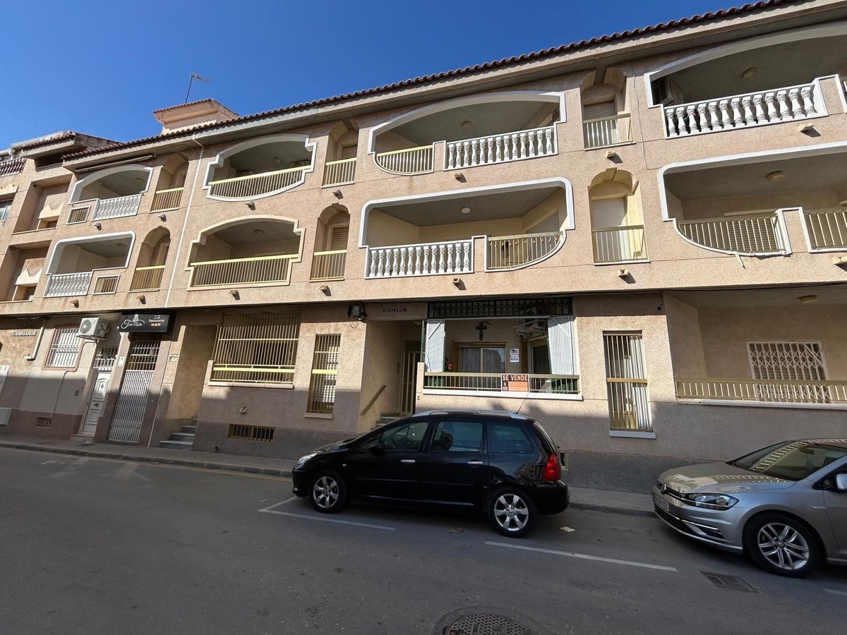 2 Bed Middle Floor Apartment in San Pedro del Pinatar