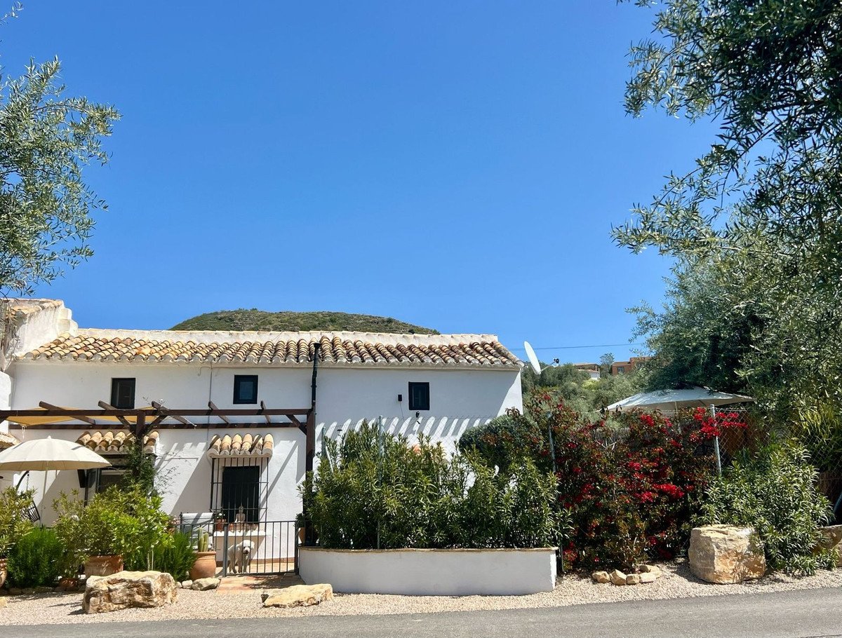 2 Bed Semi-Detached House in Villanueva de Algaidas