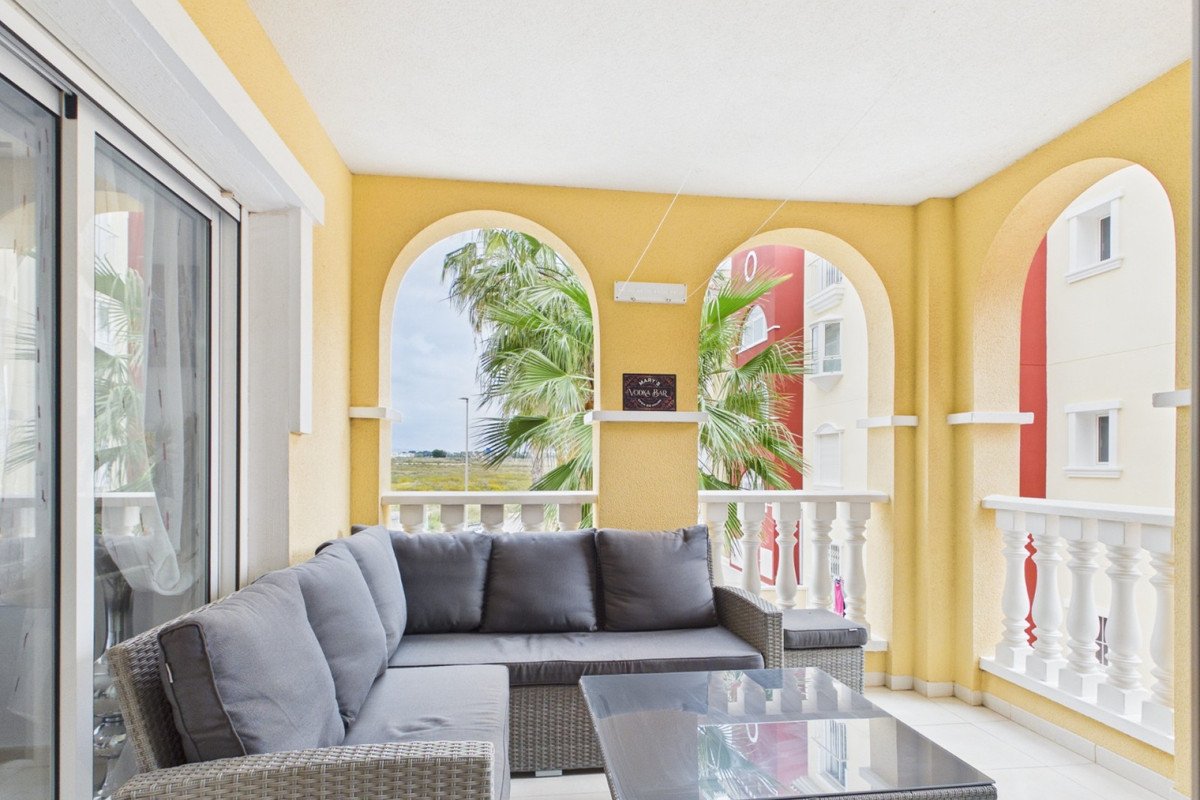 3 Bed Middle Floor Apartment in Los Alcazares
