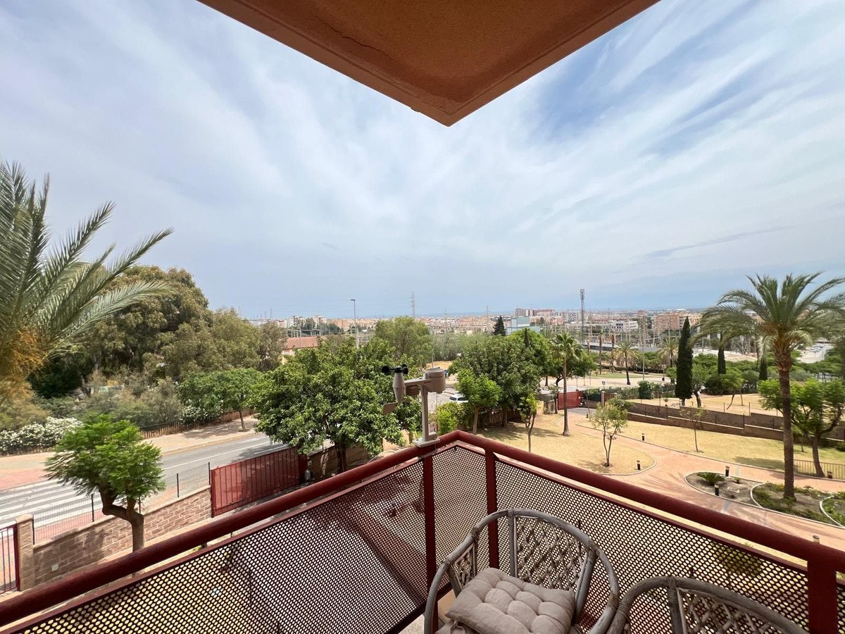 3 Bed Middle Floor Apartment in Puerto de la Torre