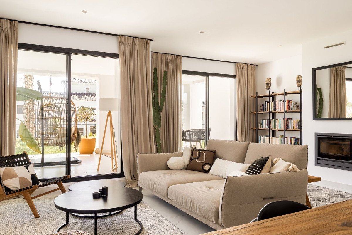 3 Bed Ground Floor Apartment in Estepona