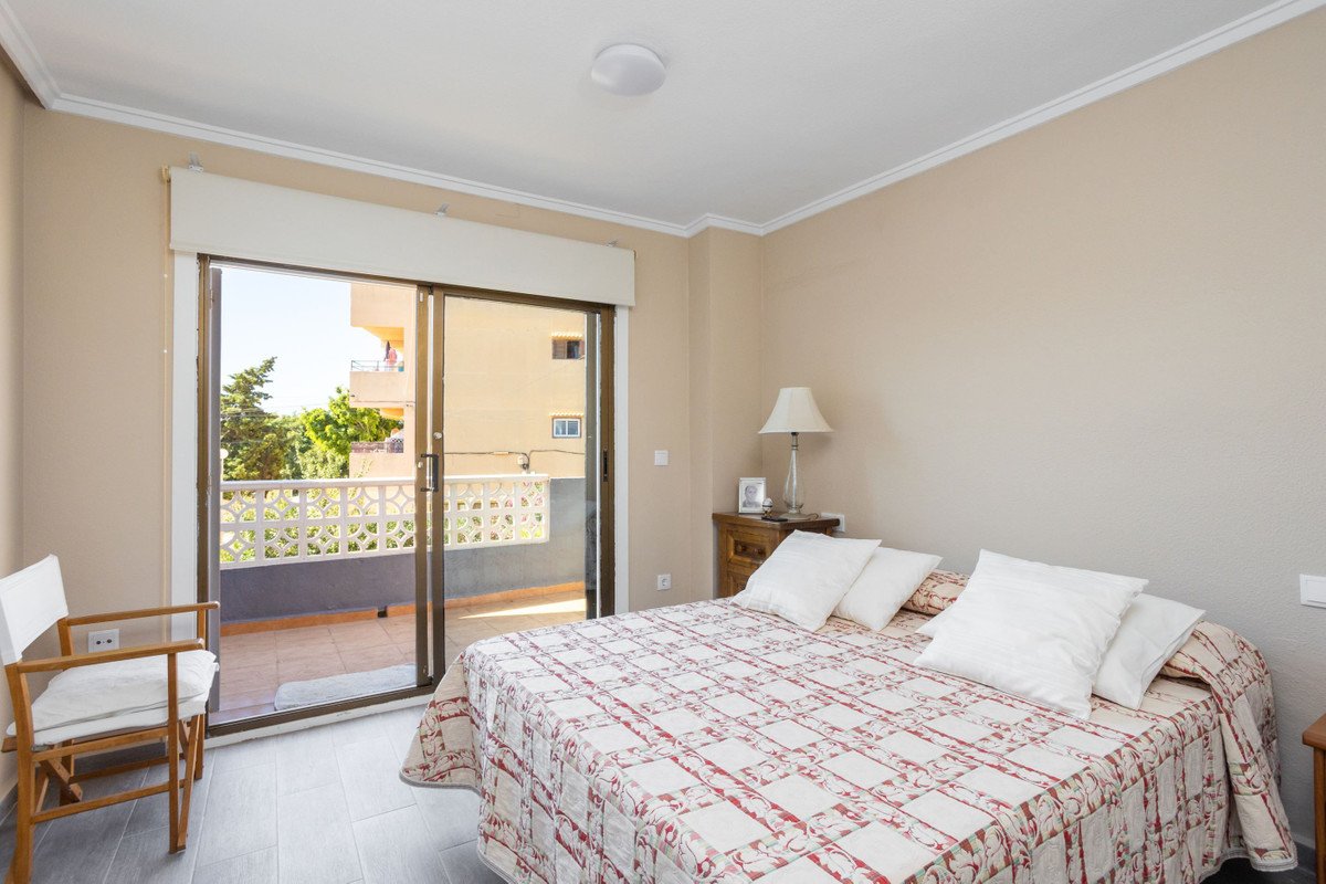 2 Bed Townhouse in Torrevieja