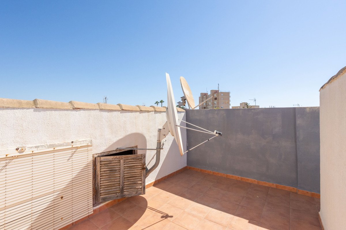 2 Bed Townhouse in Torrevieja