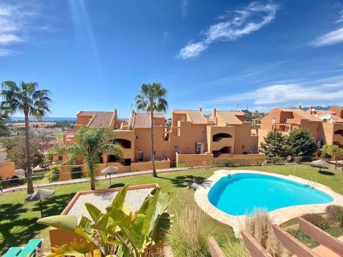 1 Bed Middle Floor Apartment in Elviria