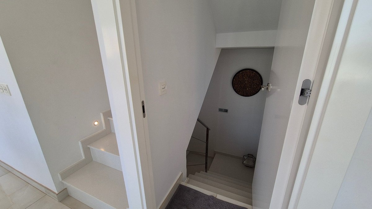 4 Bed Detached Villa in Torrevieja