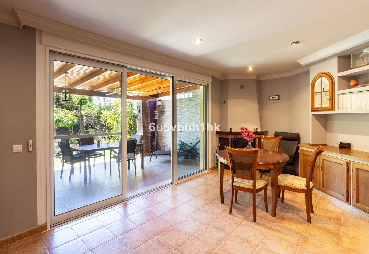 3 Bed Townhouse in Sierrezuela
