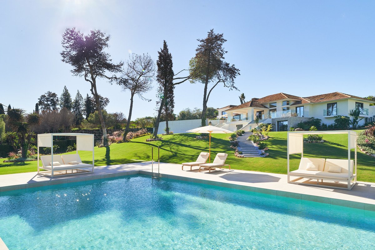 6 Bed Detached Villa in San Pedro de Alcántara