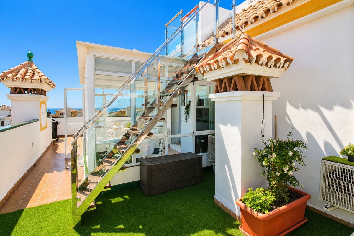 2 Bed Penthouse in La Cala