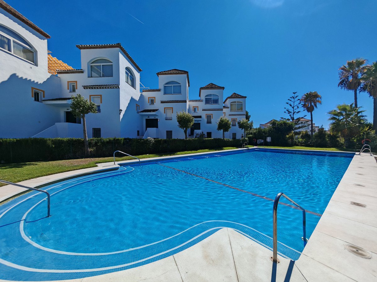 3 Bed Penthouse Duplex in Costabella