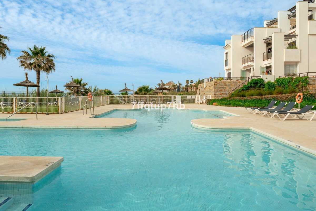 2 Bed Ground Floor Apartment in Casares Playa