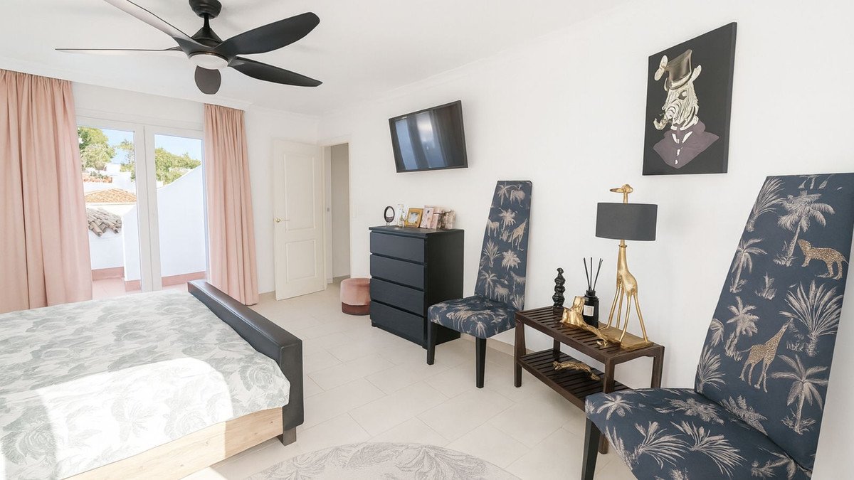 4 Bed Detached Villa in El Rosario