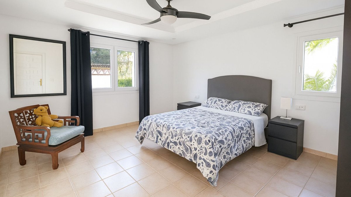 4 Bed Detached Villa in El Rosario