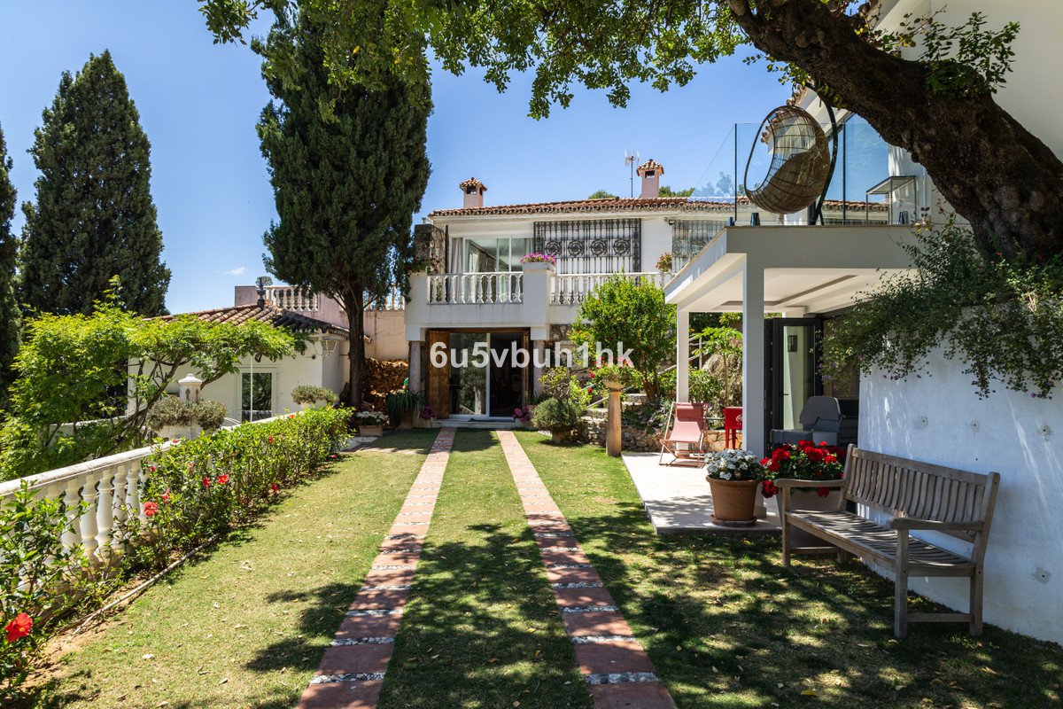 5 Bed Townhouse in Marbella