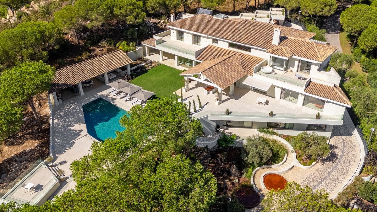 7 Bed Detached Villa in Sotogrande