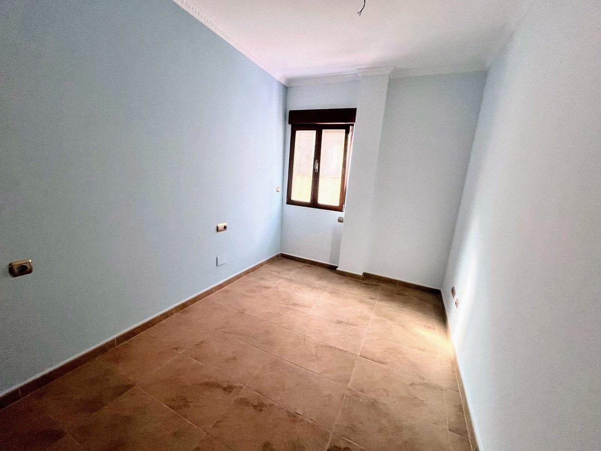 4 Bed Top Floor Apartment in Los Alcazares