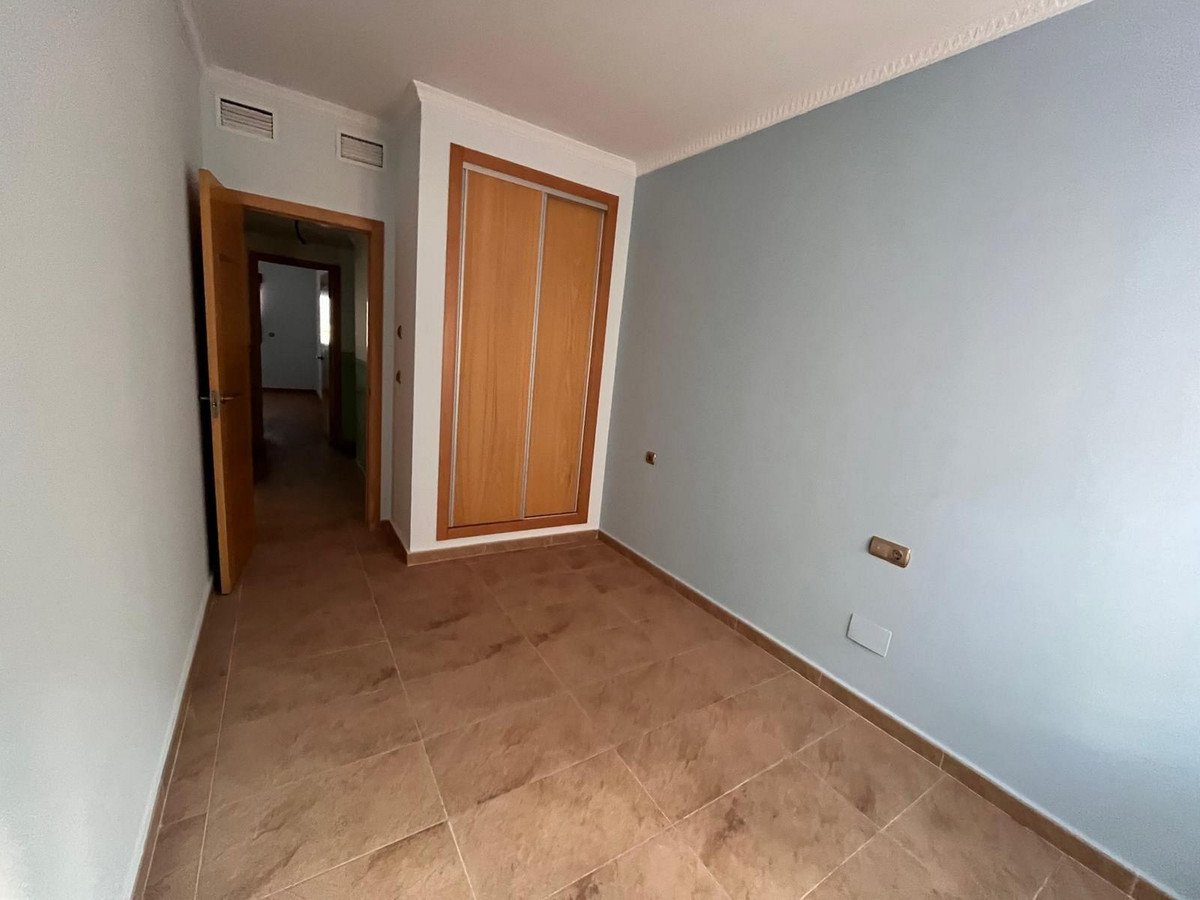 4 Bed Top Floor Apartment in Los Alcazares