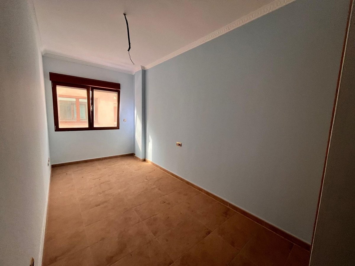 4 Bed Top Floor Apartment in Los Alcazares