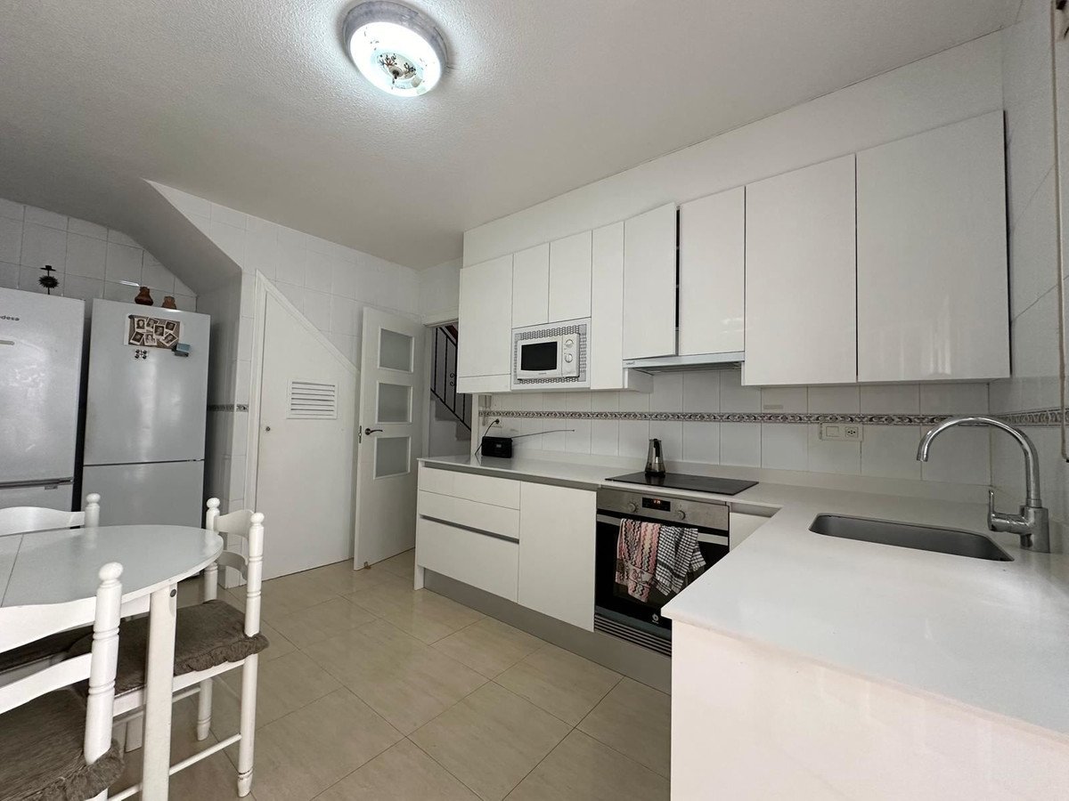 4 Bed Townhouse in Los Alcazares