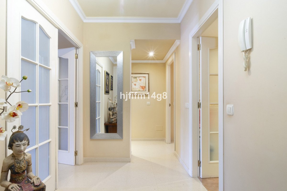 2 Bed Ground Floor Apartment in Puerto Banús