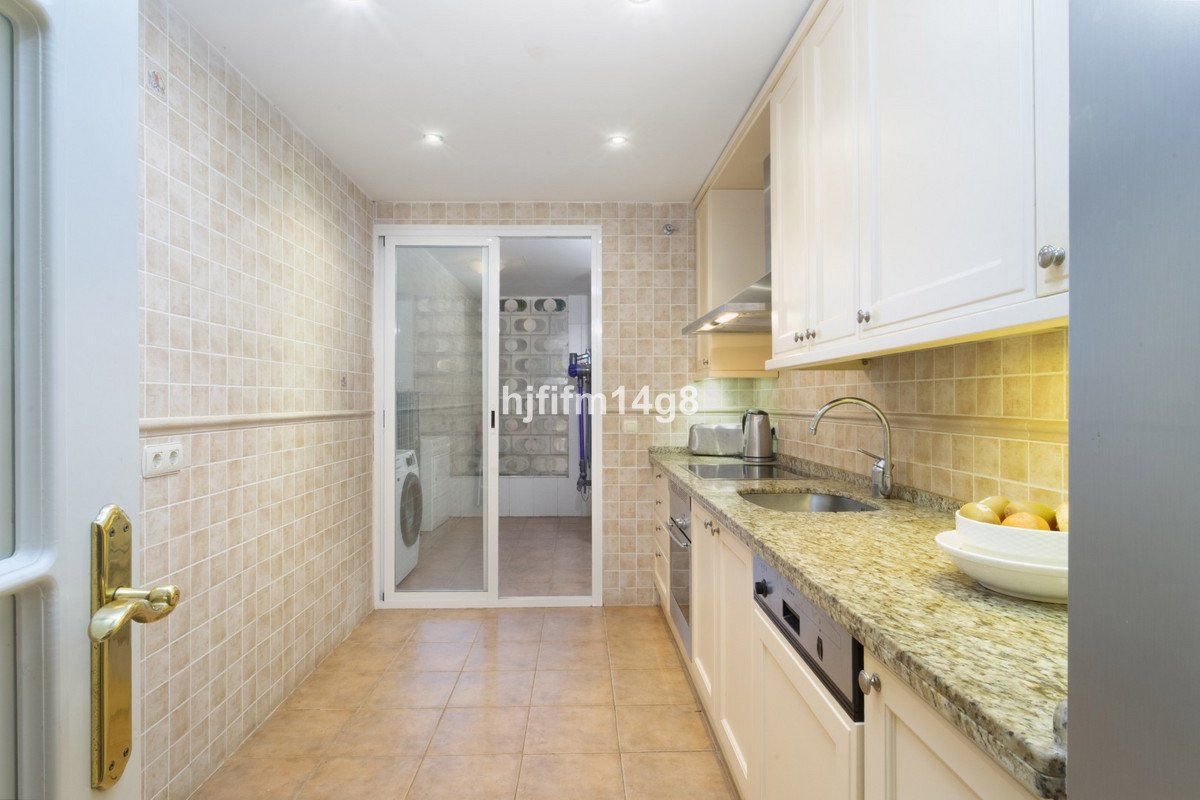 2 Bed Ground Floor Apartment in Puerto Banús