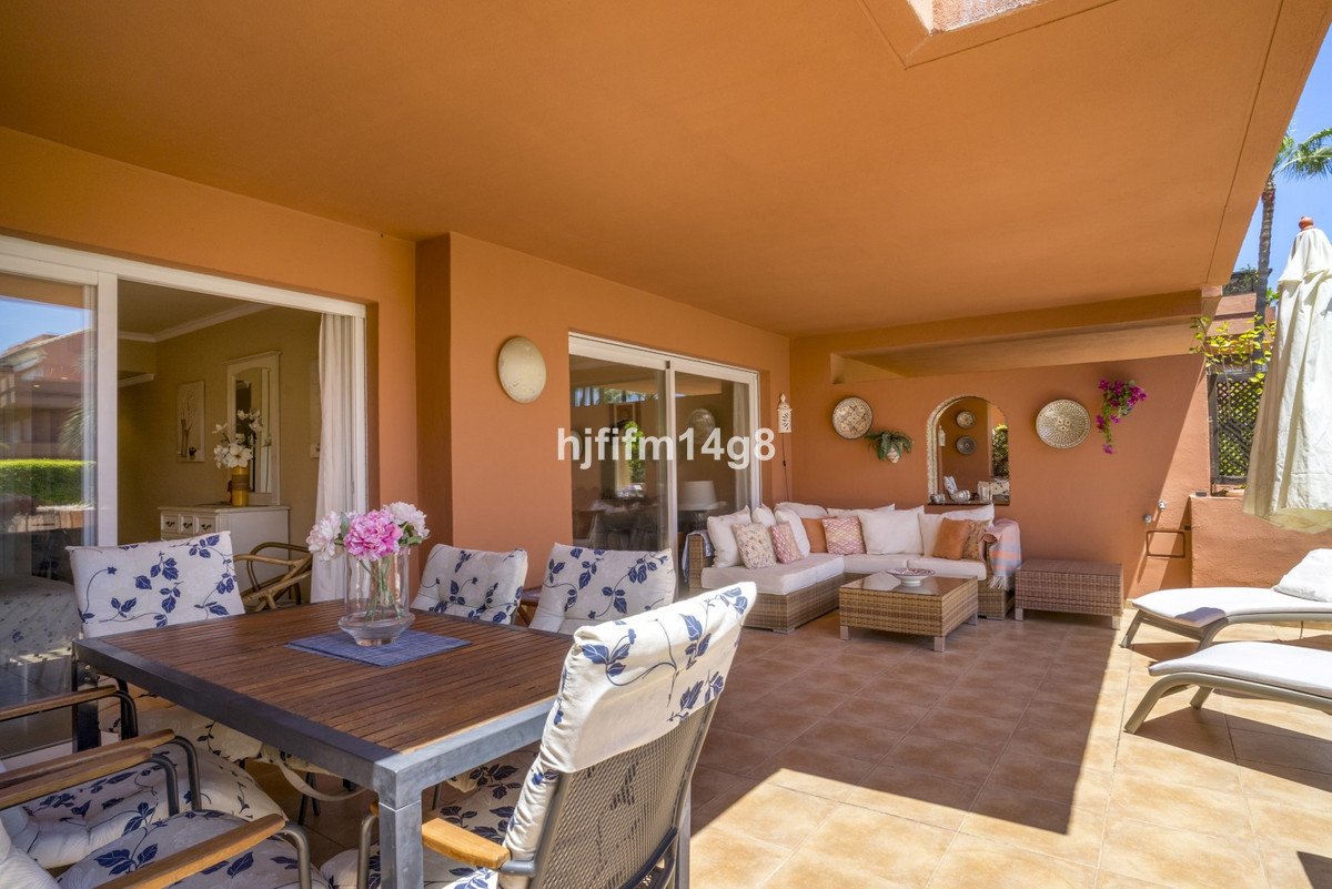 2 Bed Ground Floor Apartment in Puerto Banús